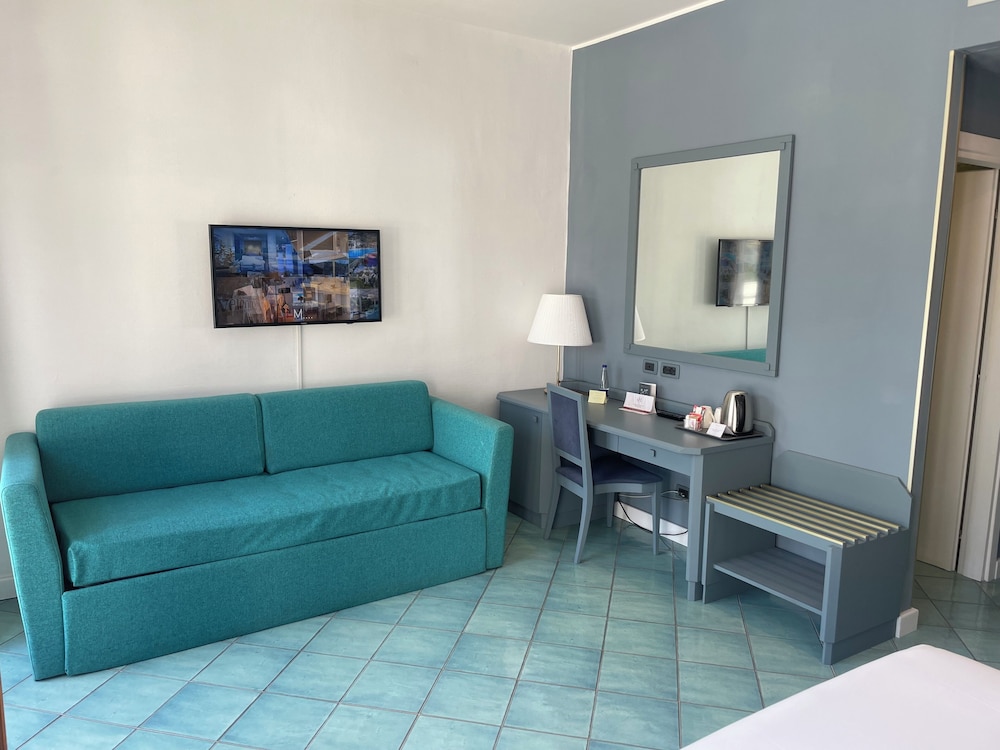 Hotel Marad 42/68