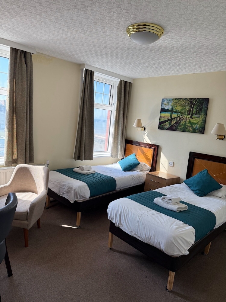 Savoy Hotel Blackpool 27/65