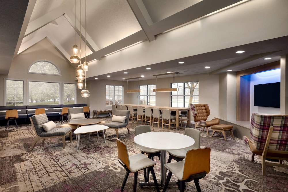 Residence Inn By Marriott West Springfield 26/35