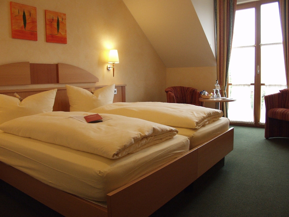 AKZENT HOTEL FRANZISKANER 28/52
