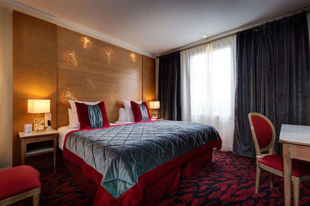 HOTEL MUGUET 20/50