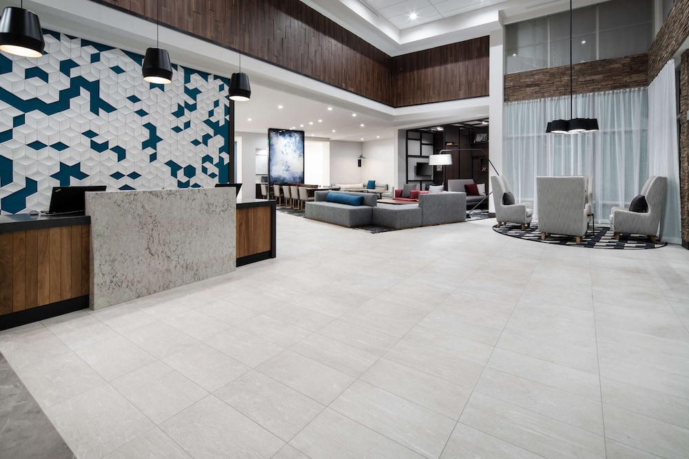 Hyatt Place Bakersfield 9/46