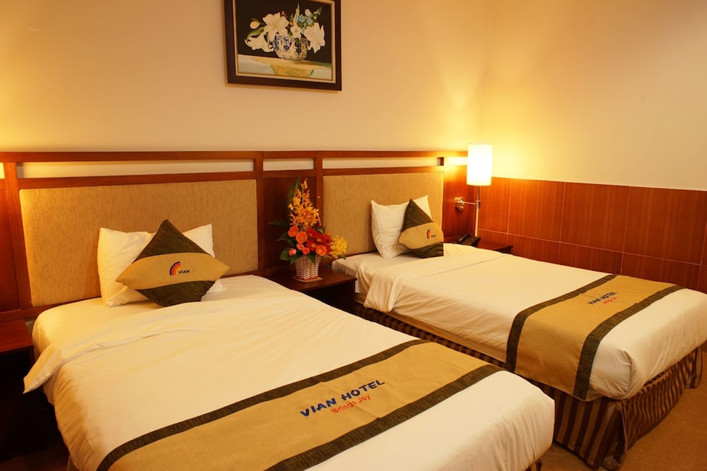 Vian Hotel 14/67