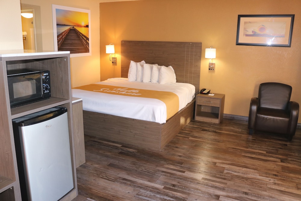 Days Inn By Wyndham Fresno South 13/38