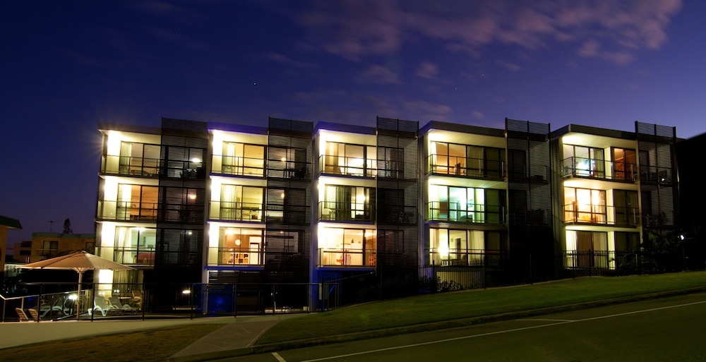 MERRIMA COURT HOLIDAY APARTMENTS 2/74