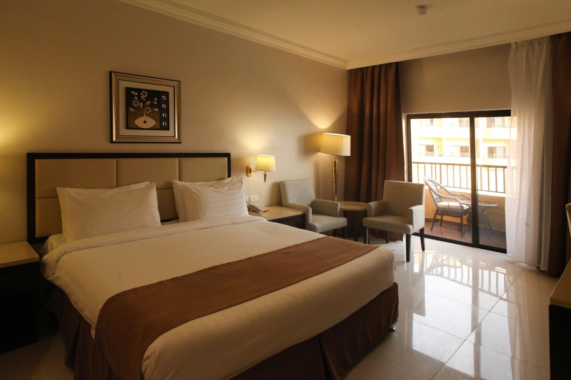 Deluxe, Double Bed, Pool View, Pool Side