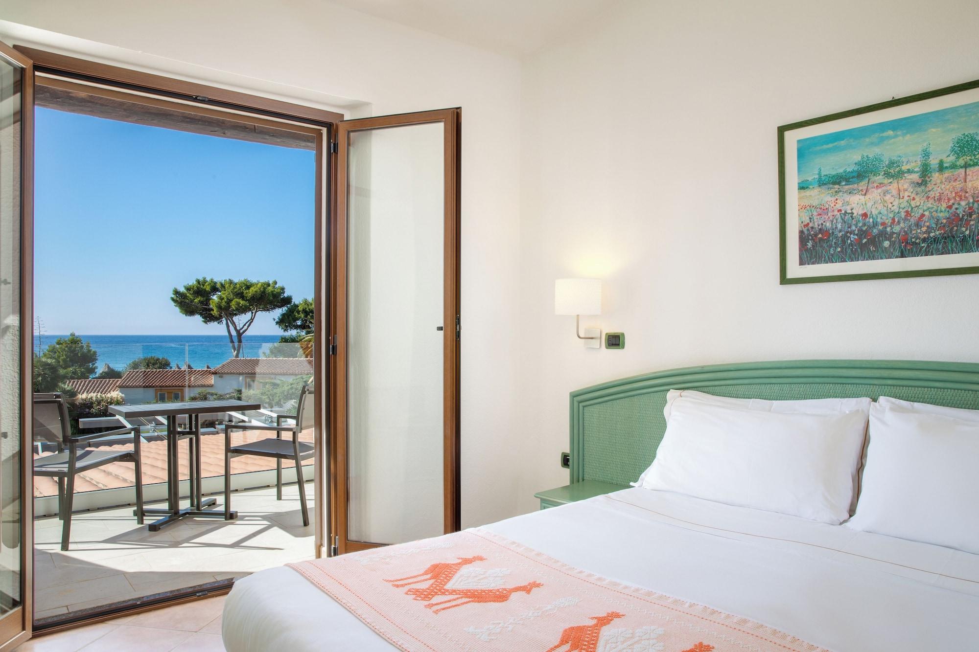 Tower, Superior, Queen Bed, Sea View