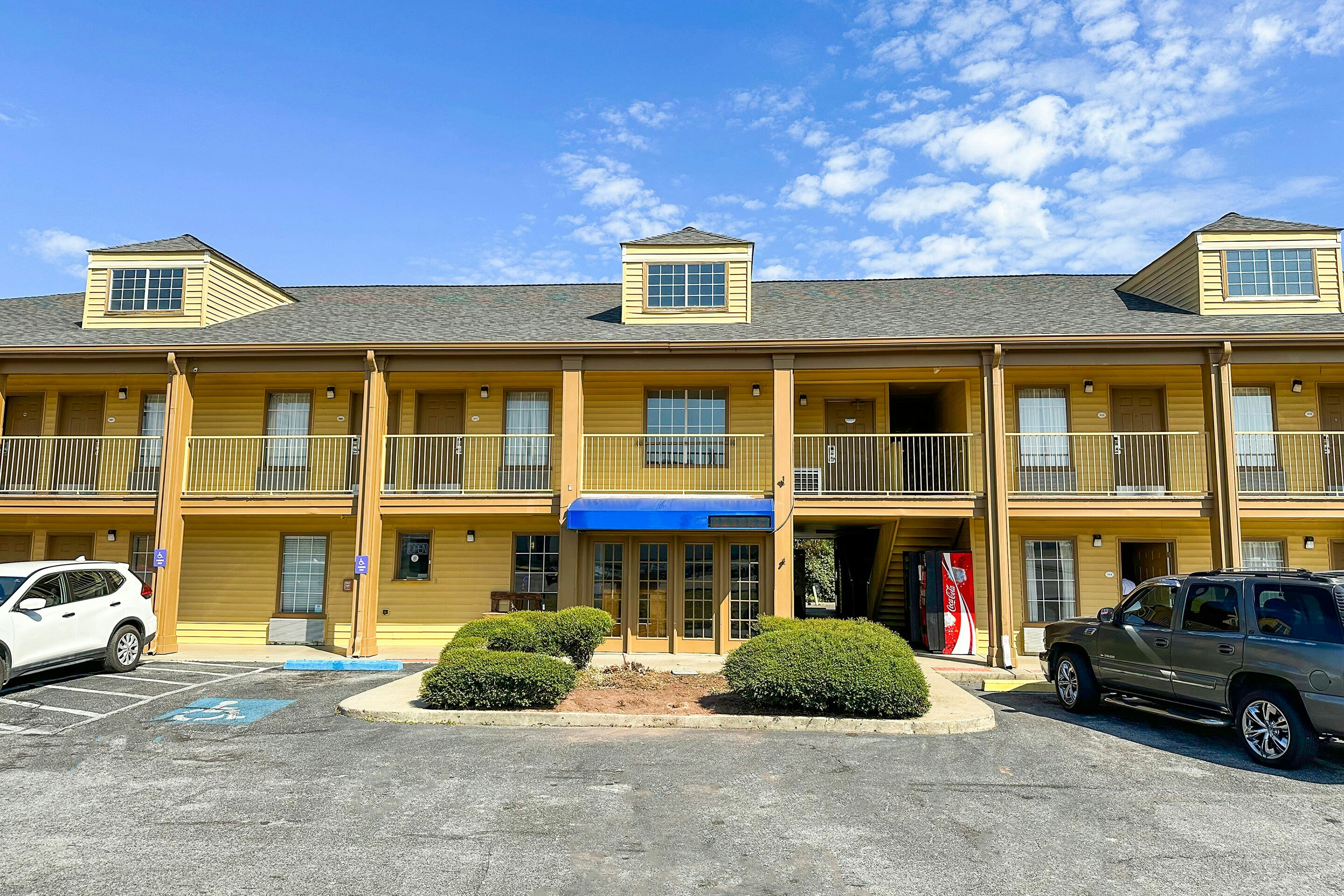 Bonita Lakes Inn by Capital O Meridian I20 in MERIDIAN - MS