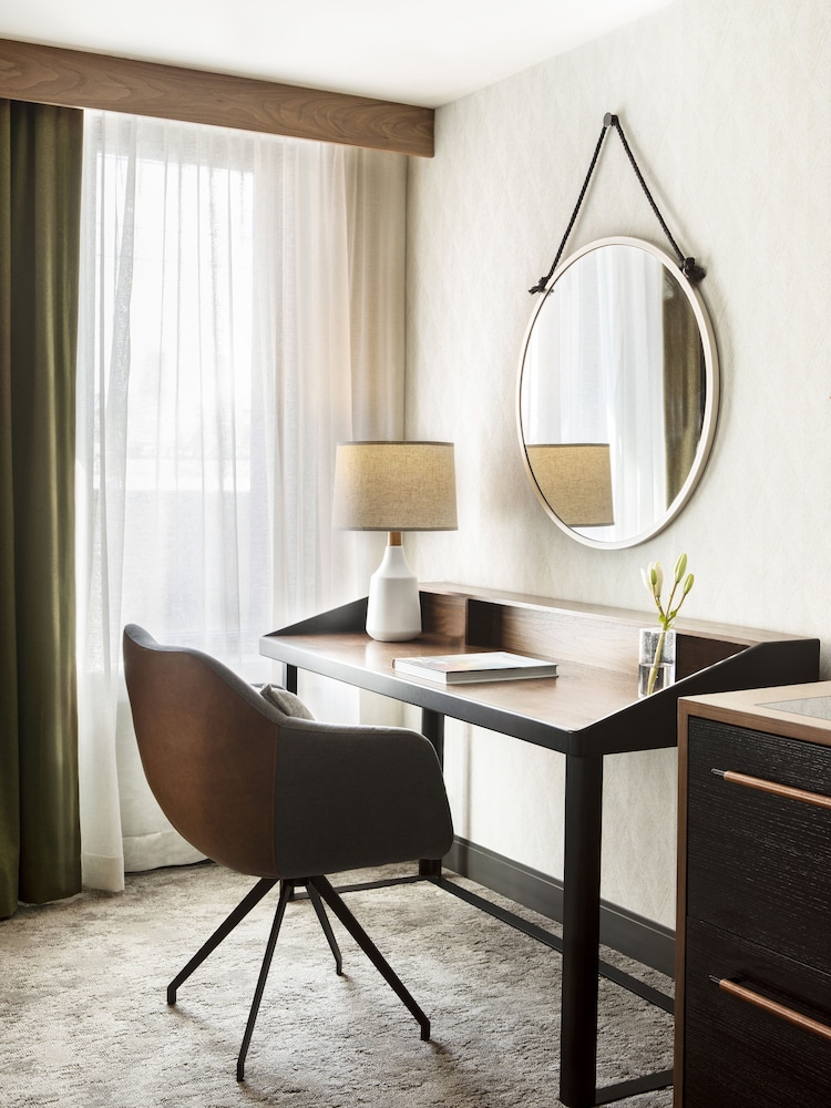 Kimpton Armory Hotel Bozeman 65/79