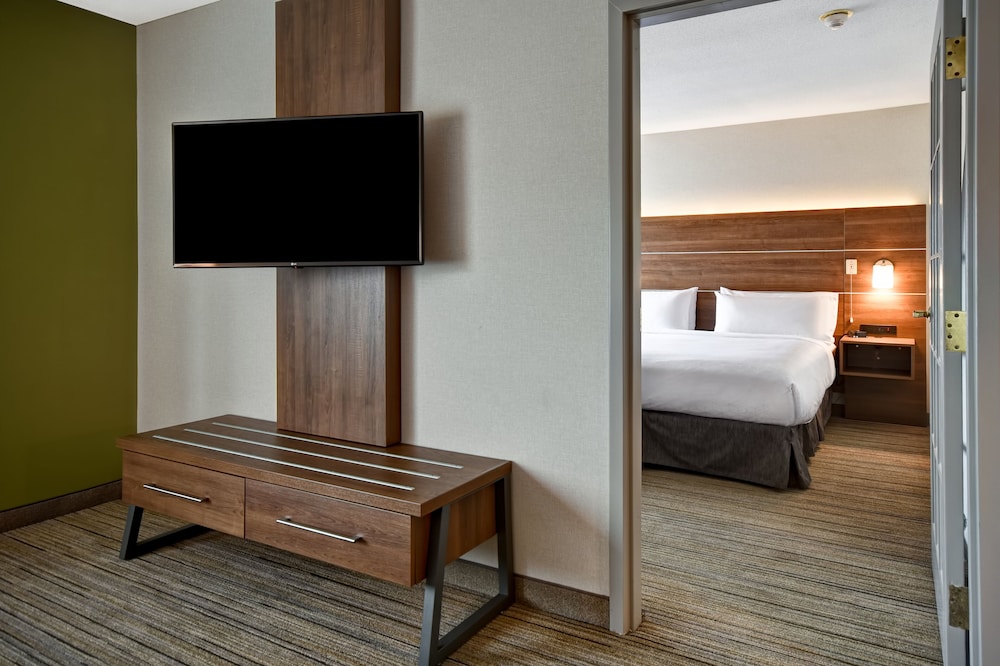 Holiday Inn Express Newport North - Middletown 25/49