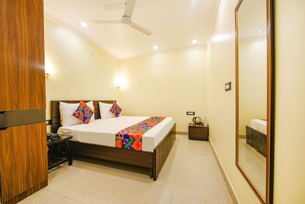 FabHotel Prime Apple Tree Residency, Sector 13 Dwarka, New Delhi 9/24
