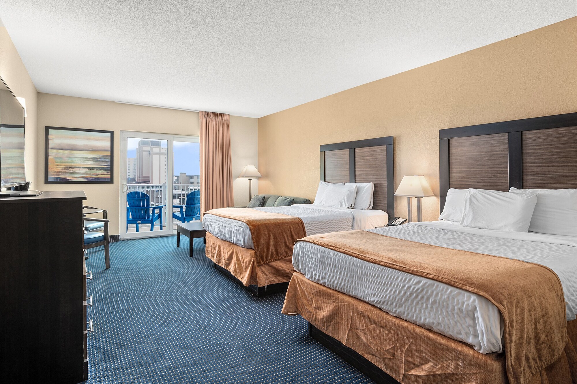 ROOM, PARTIAL OCEAN VIEW