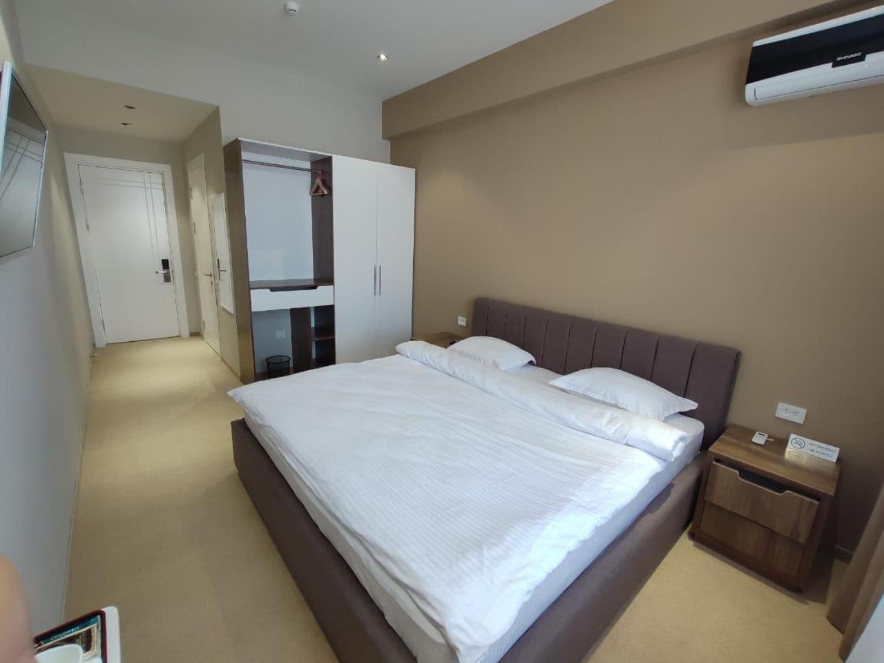 Pana Hotel 10/50