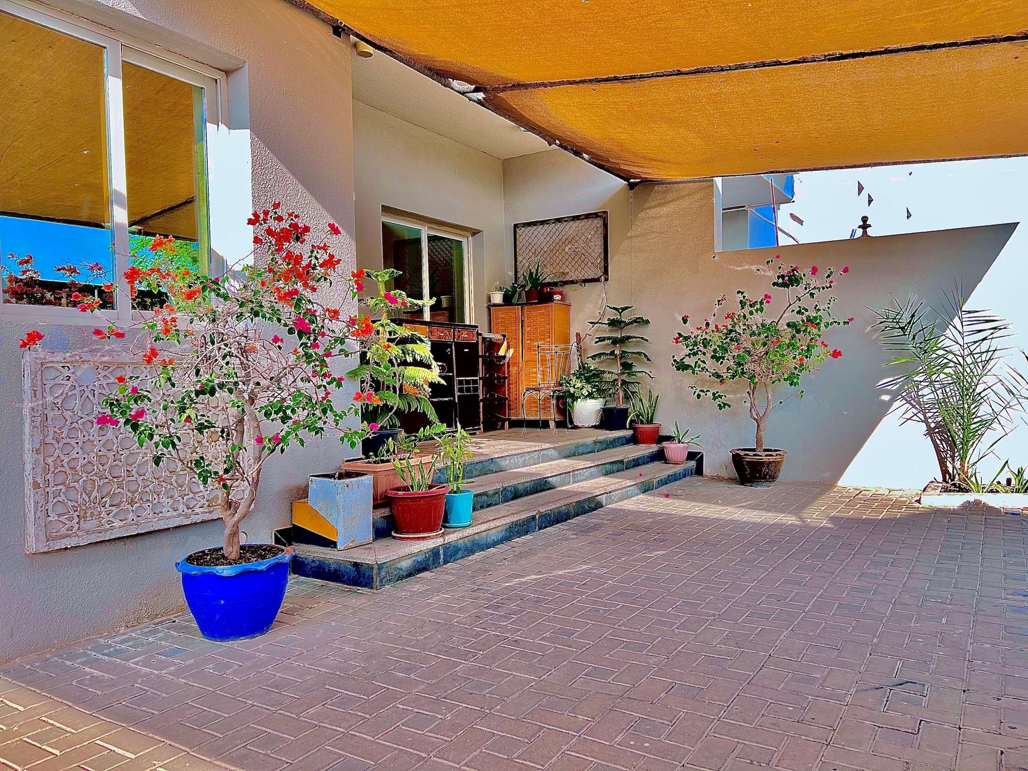 Home Stay Hostel 12/14