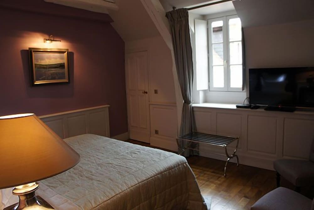 La Cour Berbisey 15/50