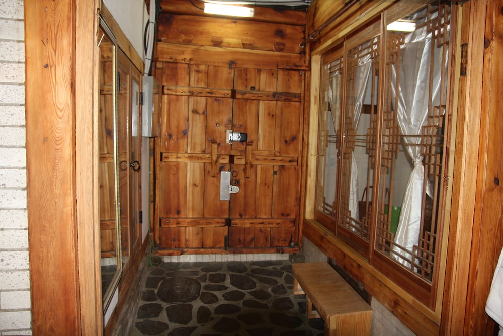 Dajayon Guest House 50/70