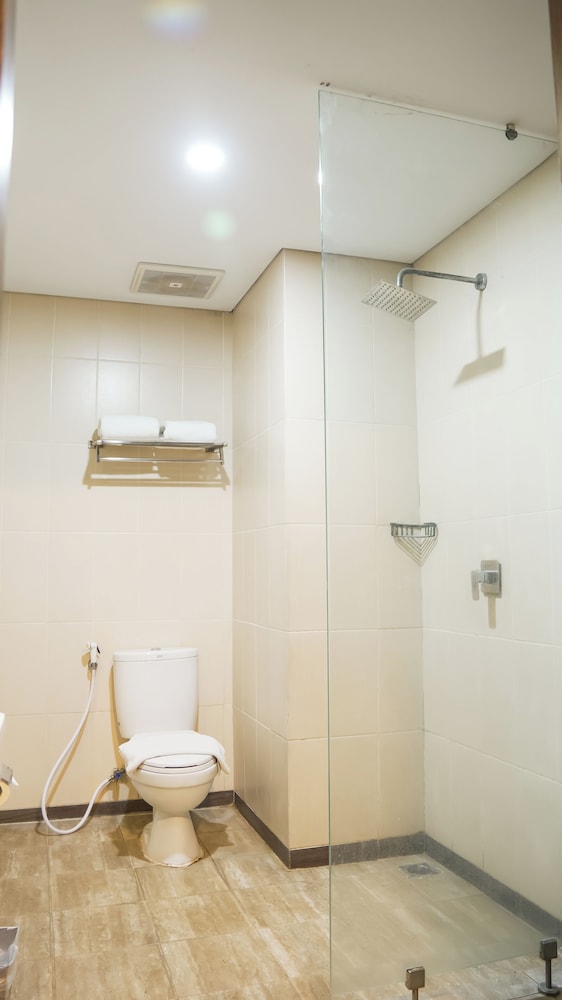 Hotel Tasneem Malioboro Yogyakarta 47/49