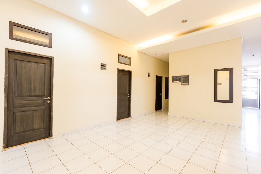 OYO 1435 Residence 446 6/15