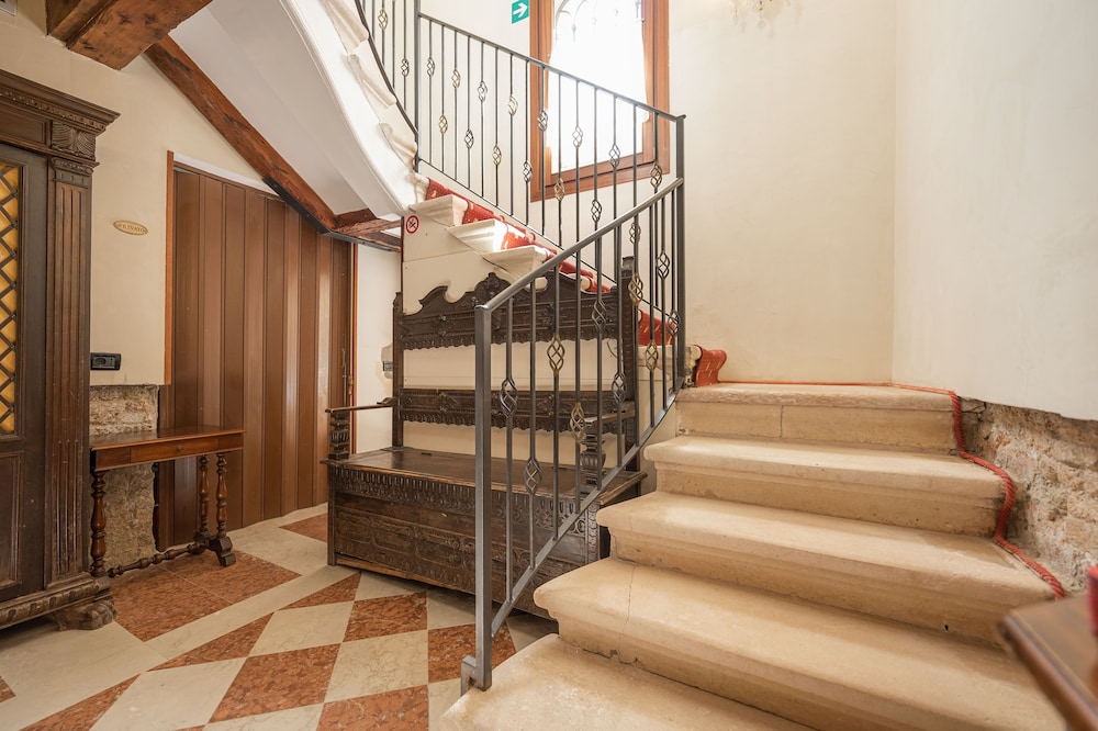 Ca Valeri 22/50