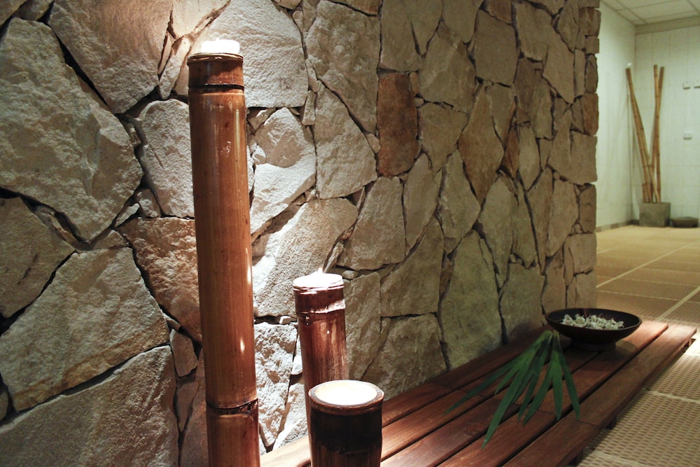 Carilo Village Apart Hotel & Spa 25/50