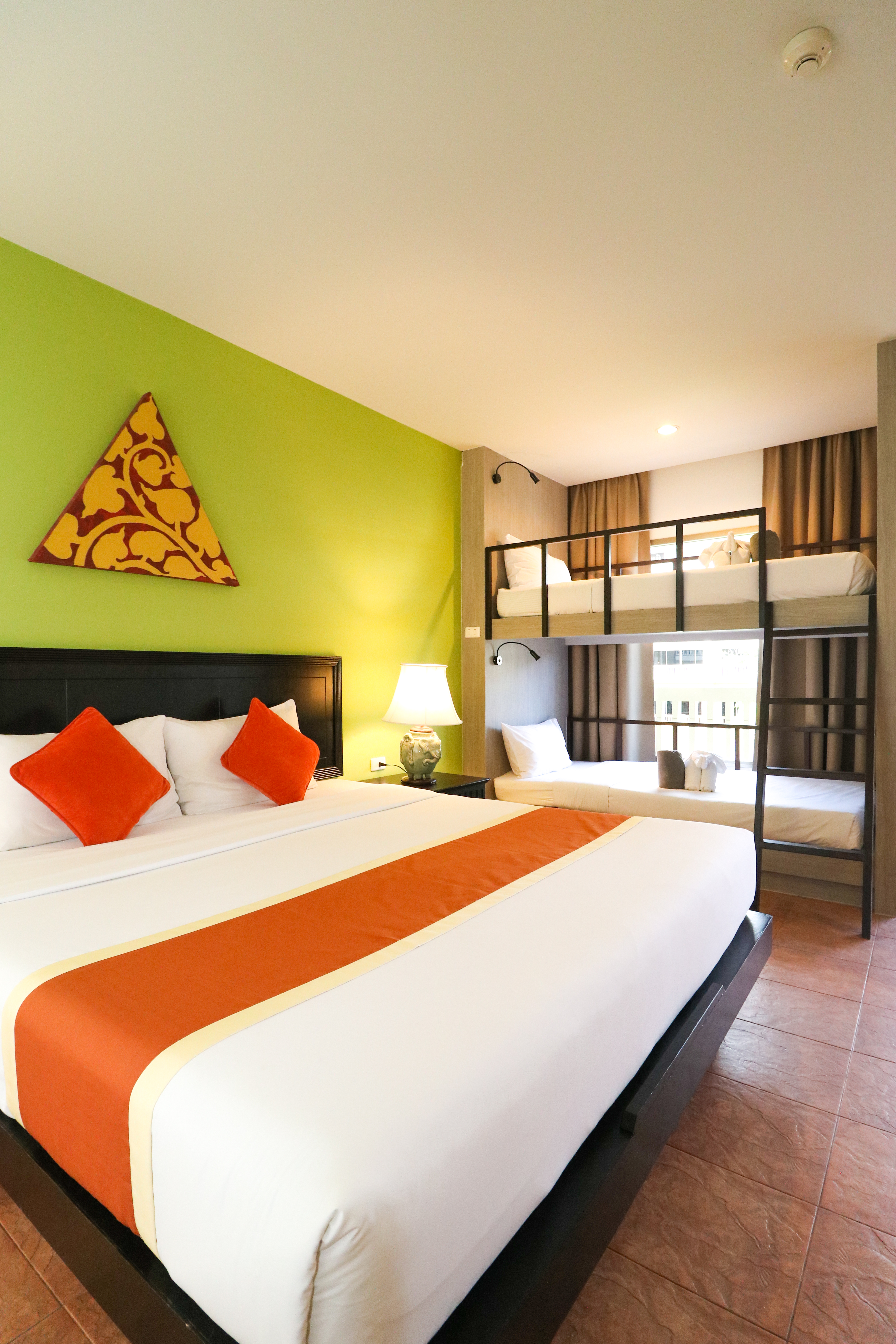 Classic, Kata Sea Breeze Resort 4/7