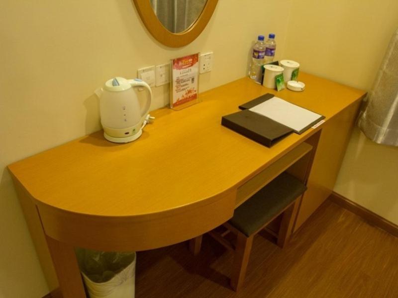 Greentree Inn Tangshan Nanhu Lake Exhibition Center Express Hotel 66/78