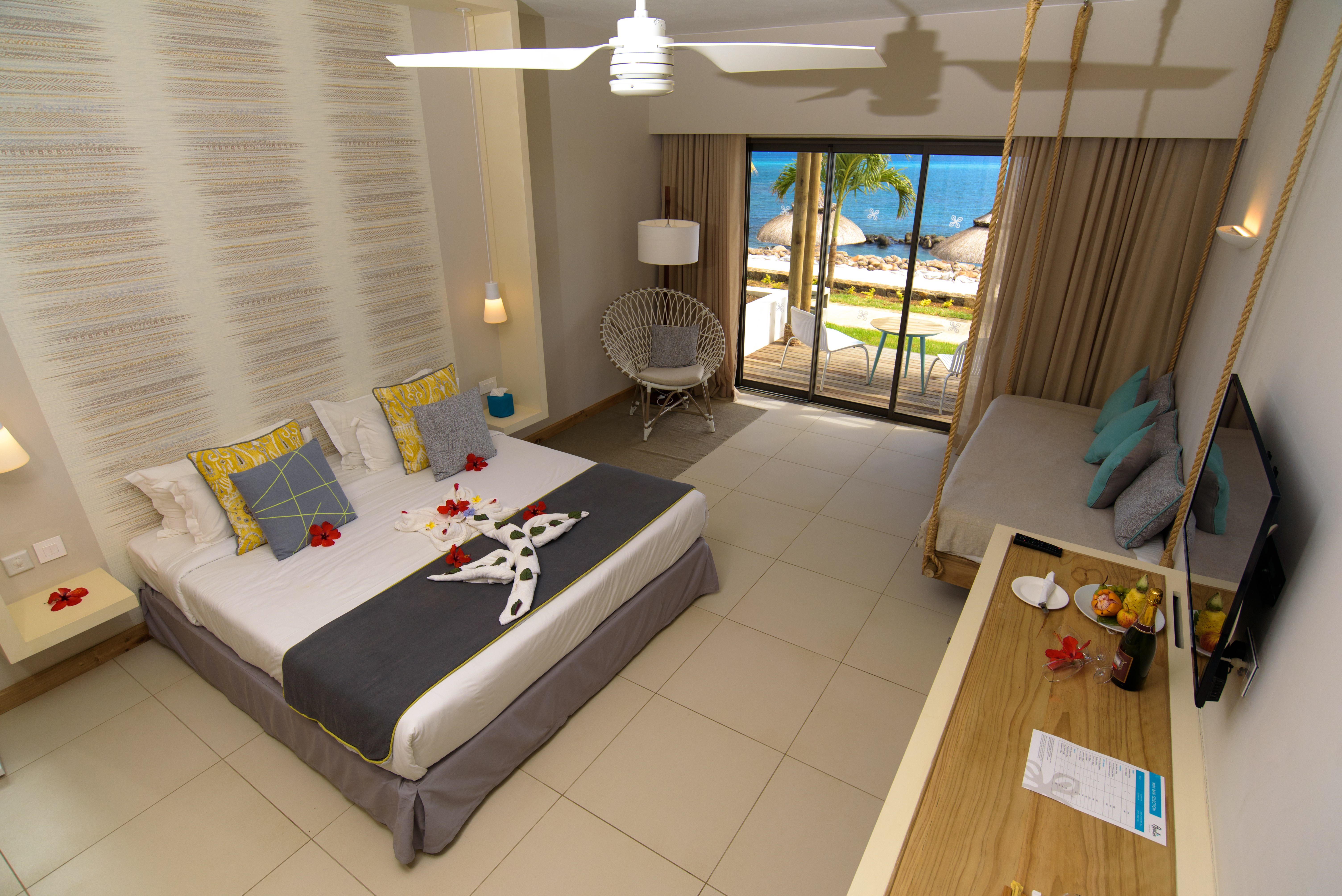 Room at Anelia Resort & Spa, FLIC-EN-FLAC