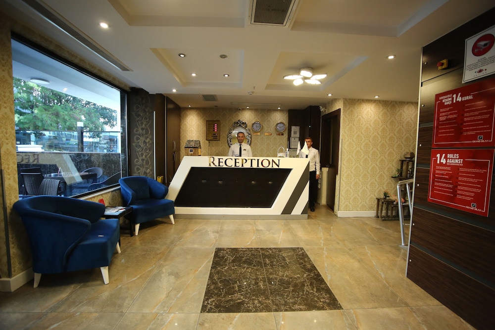 Grand Silay Hotel 7/50