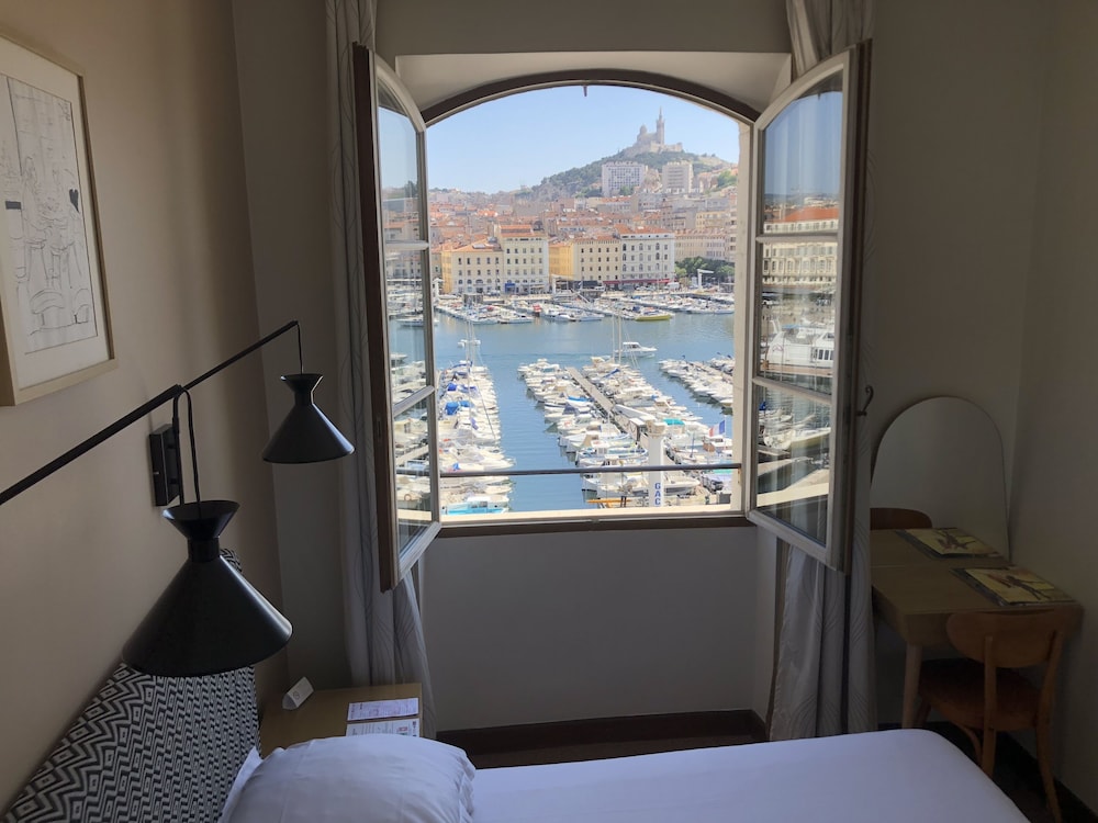 Hotel Bellevue Marseille 38/74