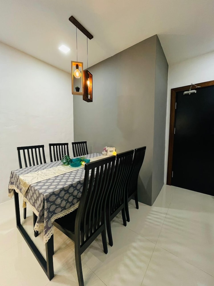 Hotel O Hi-homestay 30/32