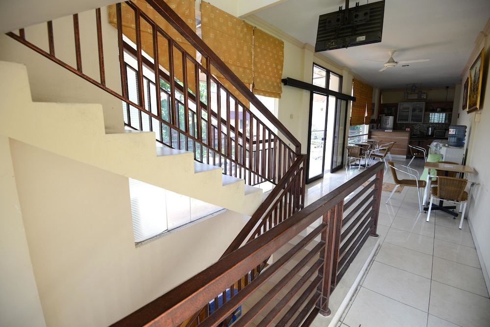 Graha Dpt 33 Hotel 4/55