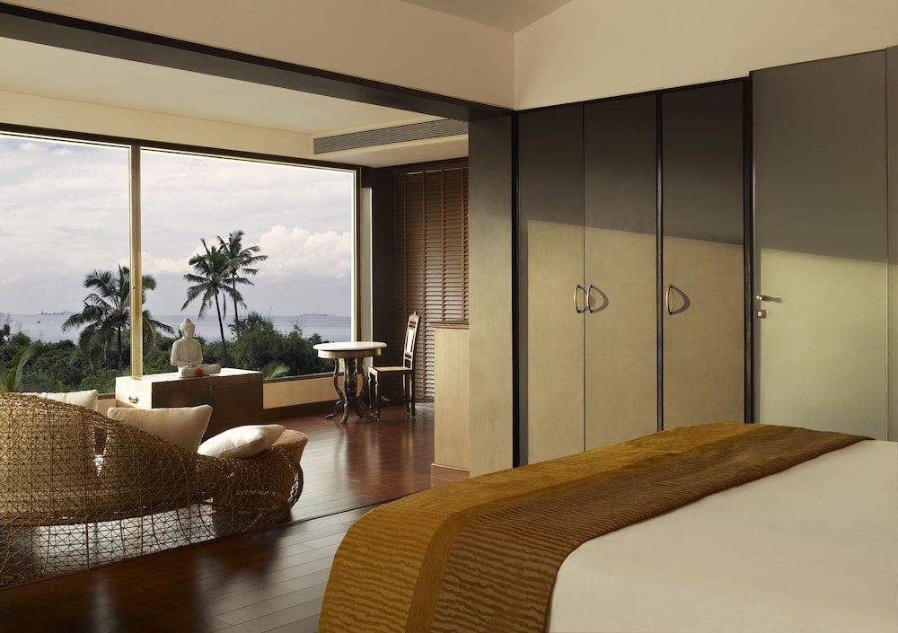 O Hotel Goa, Candolim Beach 23/50
