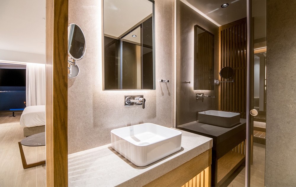 Akasha Beach Hotel and Spa 49/50