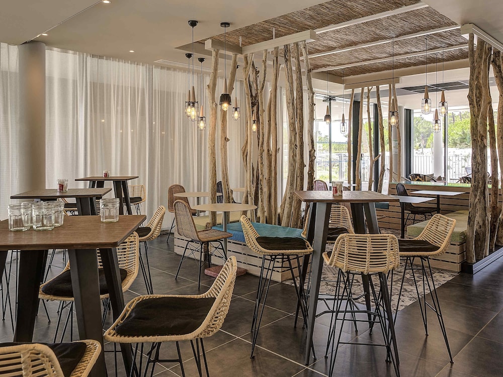 Ibis Styles Arcachon Gujan-Mestras 32/48