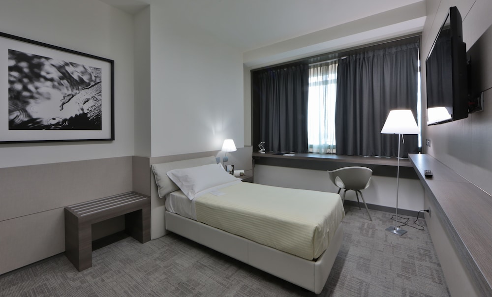 Unahotels San Vitale Bologna 11/54