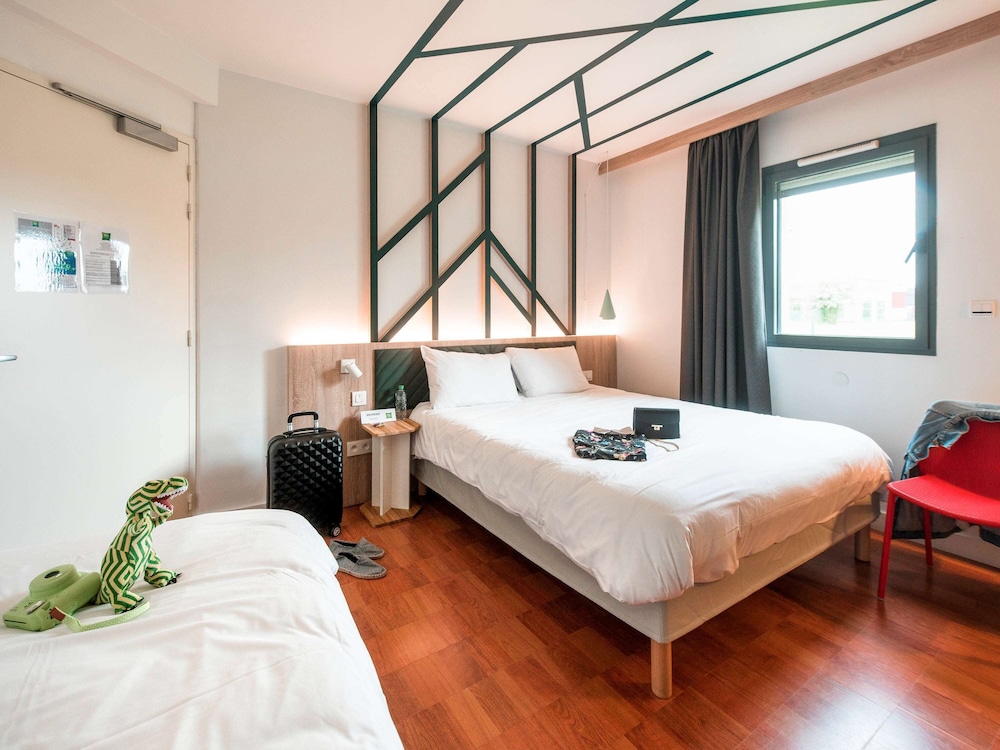 Ibis Styles Rouen Val-de-Reuil 30/78