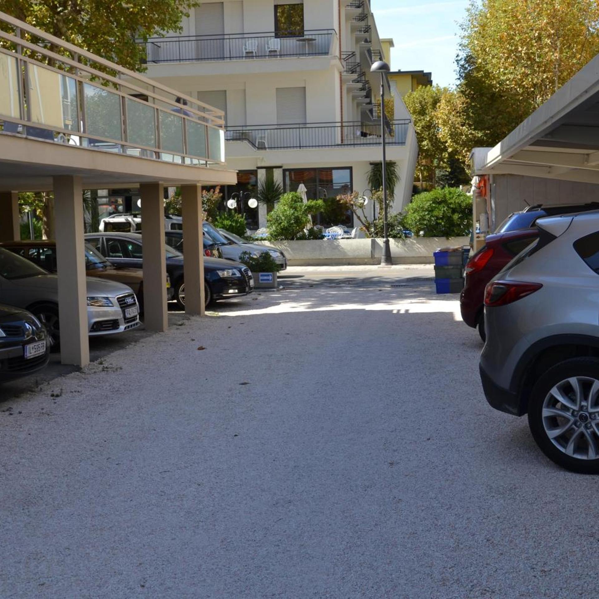 Hotel Globus 41/50