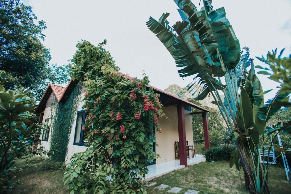Trang An Retreat 15/70