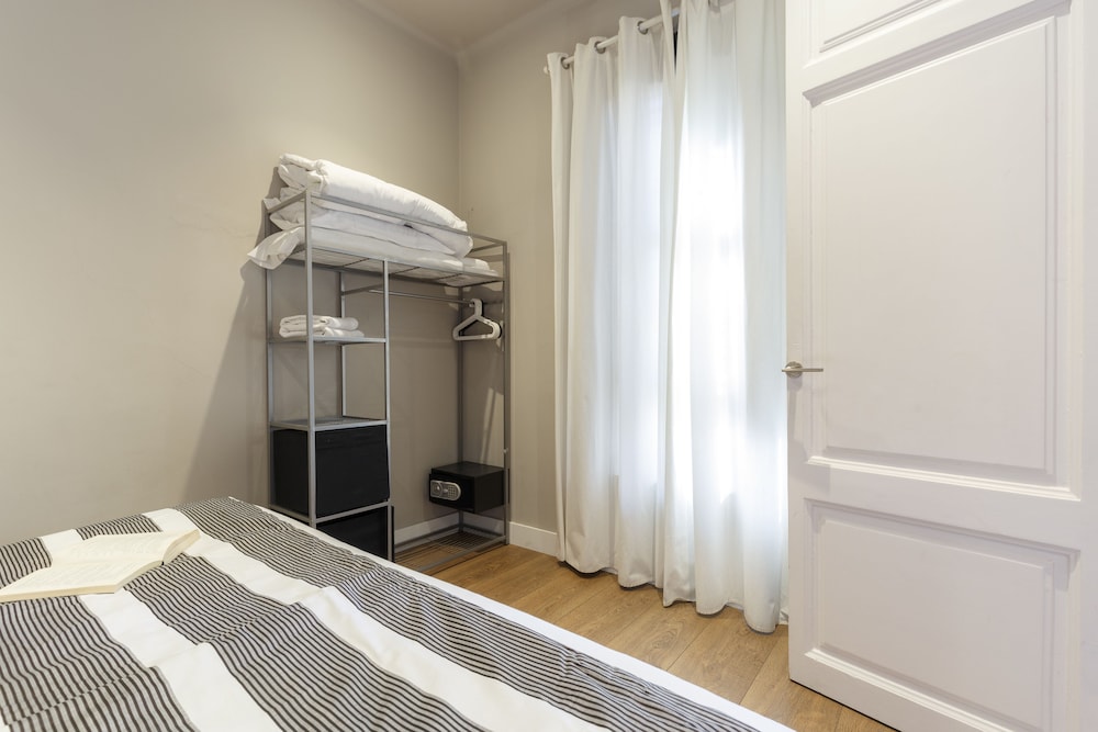 Ainb Eixample Miro Apartments 6/50