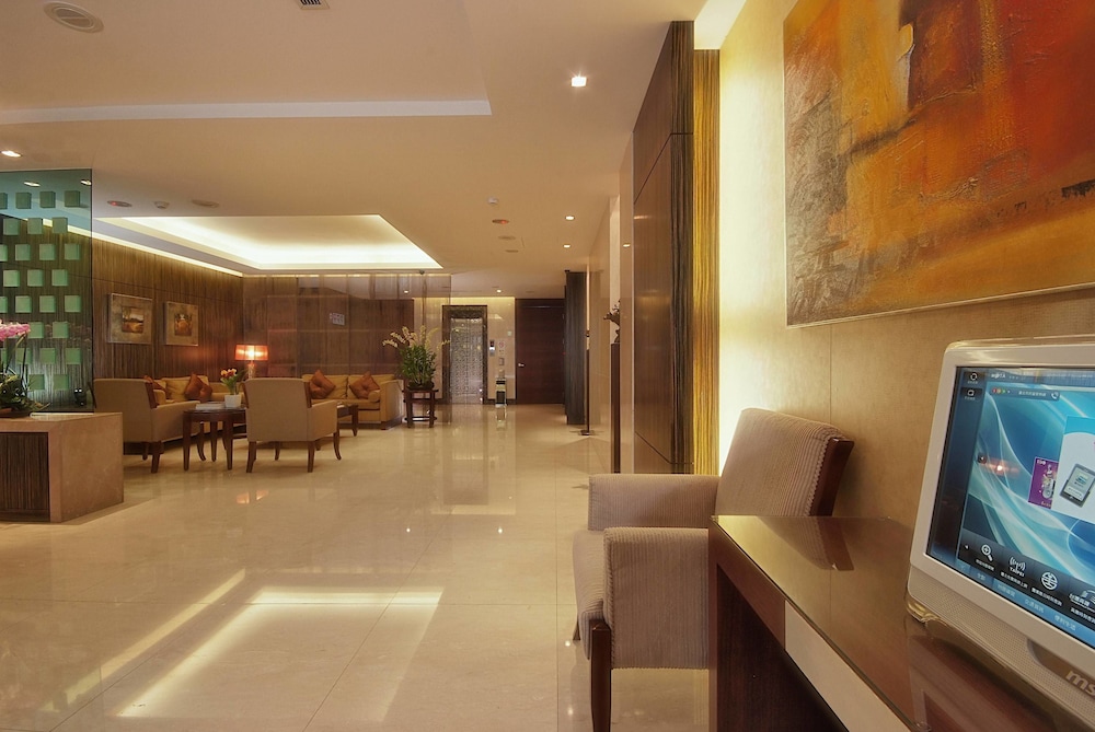 Royal Biz Taipei 11/60