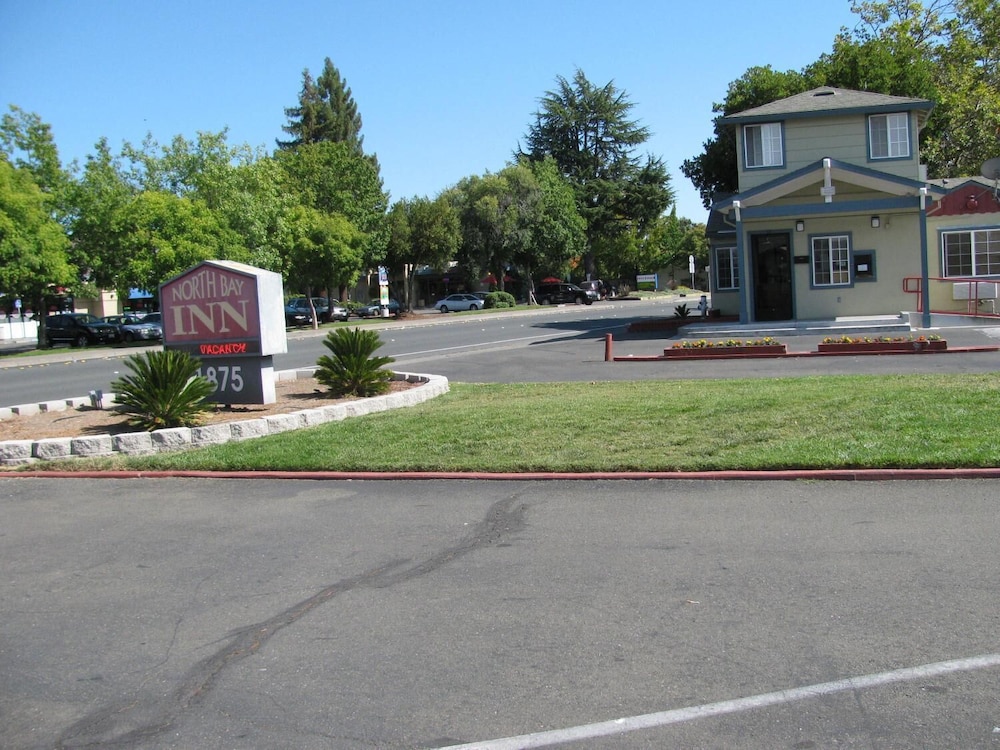 North Bay Inn Santa Rosa 21/35