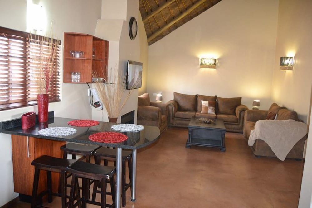 Thabaledi Game Lodge 21/50