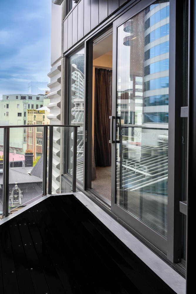 Boulcott Suites 65/70
