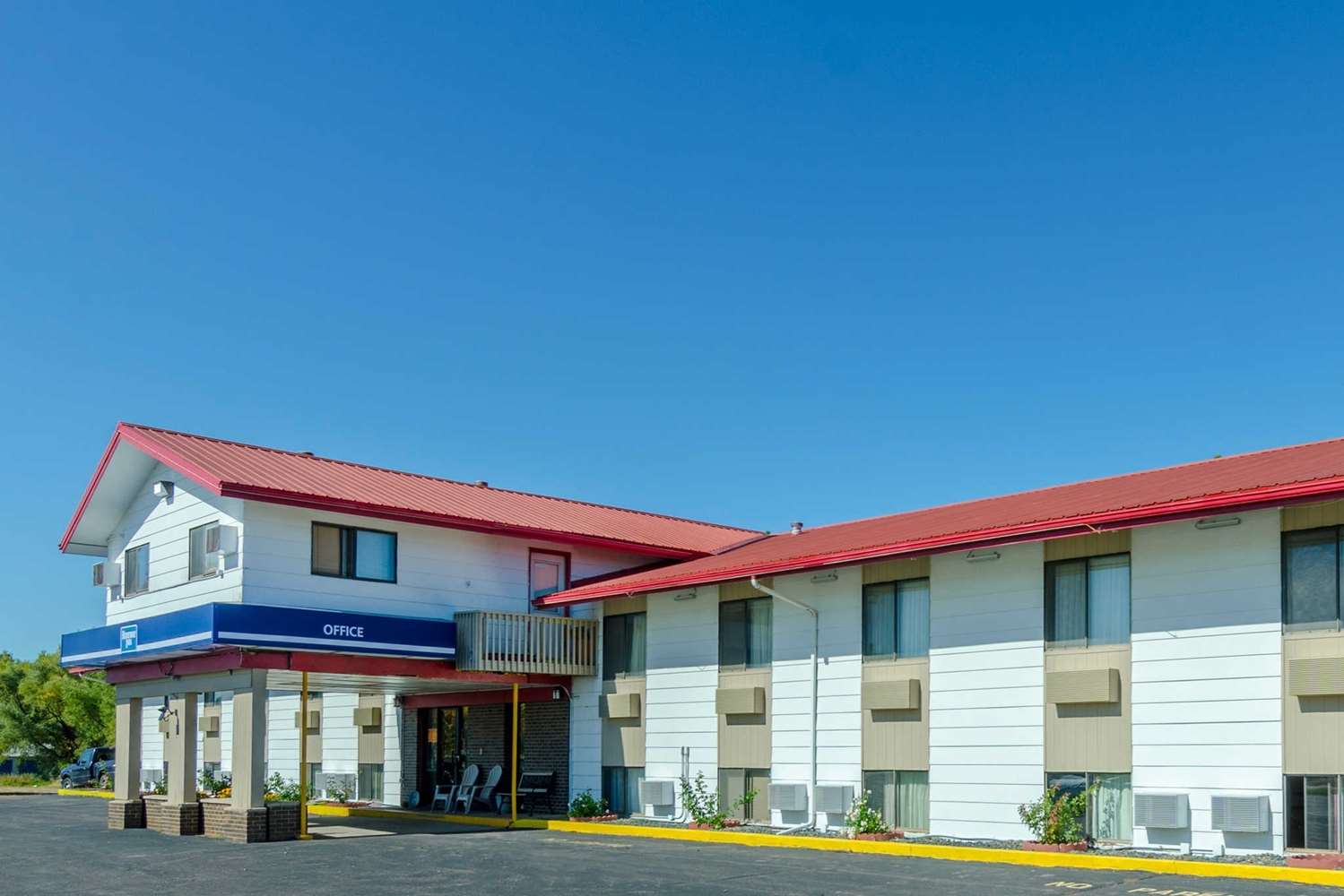 Rodeway Inn Mitchell 3/44