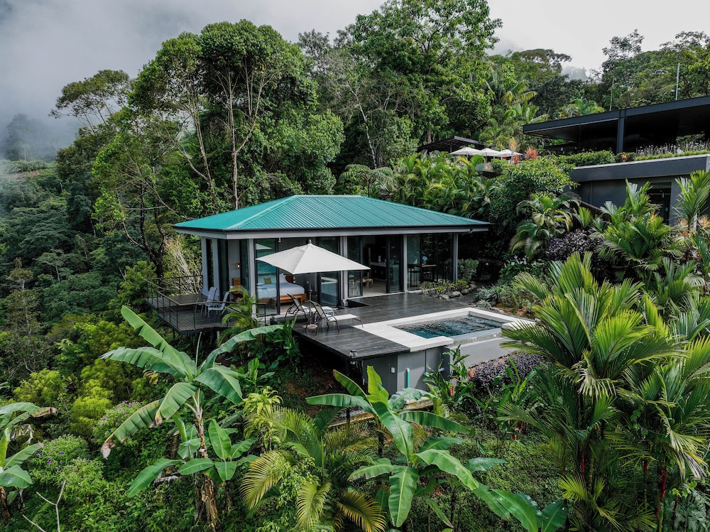 Rancho Pacifico 2/50
