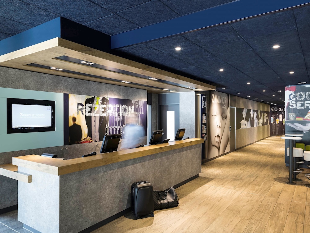 Ibis Budget Zurich Airport 10/69