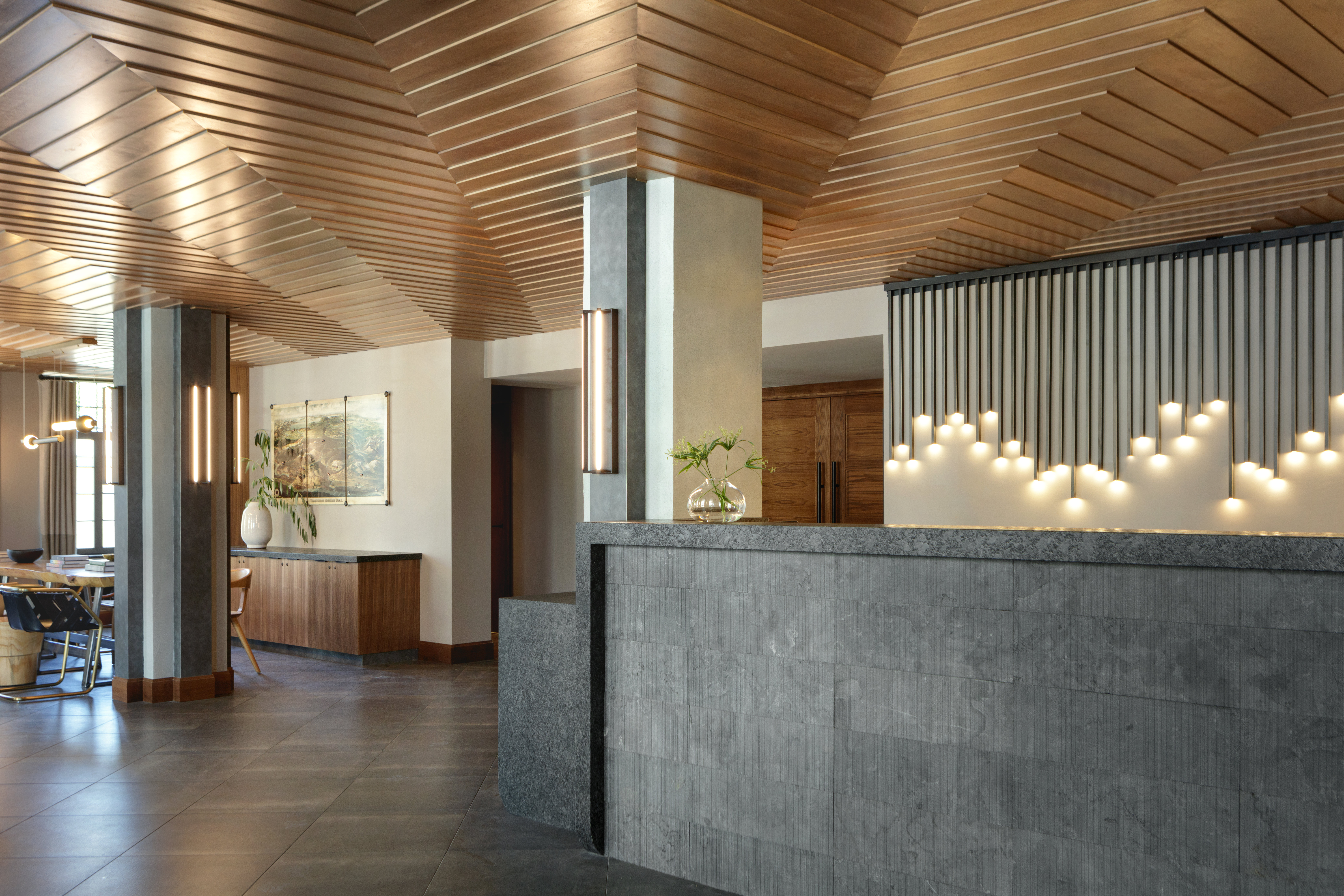 Kimpton Armory Hotel Bozeman 7/79