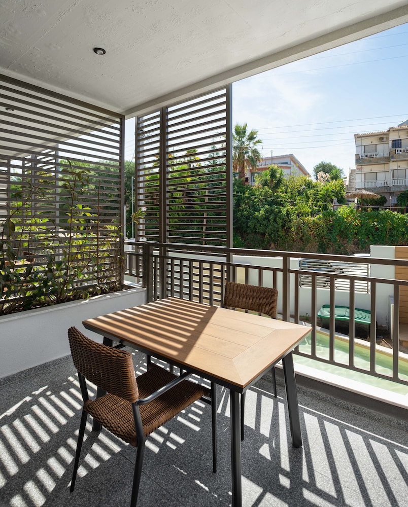Eco Green Residences & Suites Halkidiki 42/60