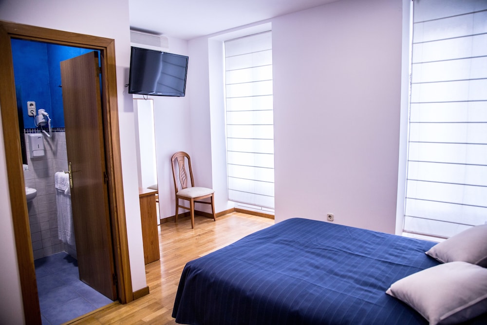 HOSTAL MONTALOYA 22/68