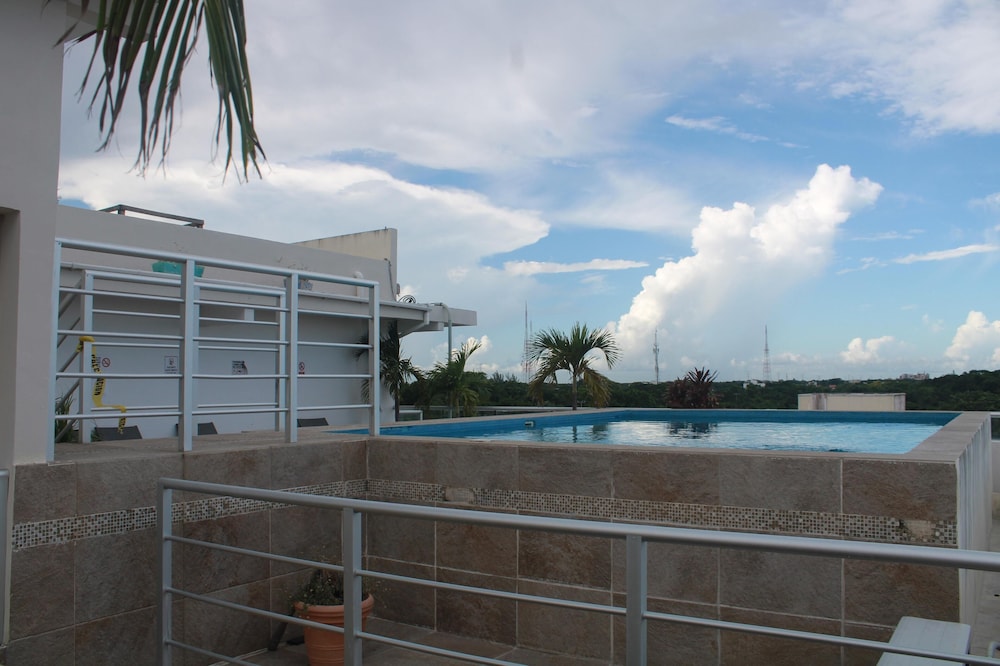 Hotel Punta Esmeralda 3/44